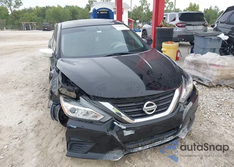 2016 Nissan Altima 2.5/2.5 S/2.5 Sl/2.5 Sr/2.5 Sv из США, поврежденный, VIN 1N4AL3AP3GN305536